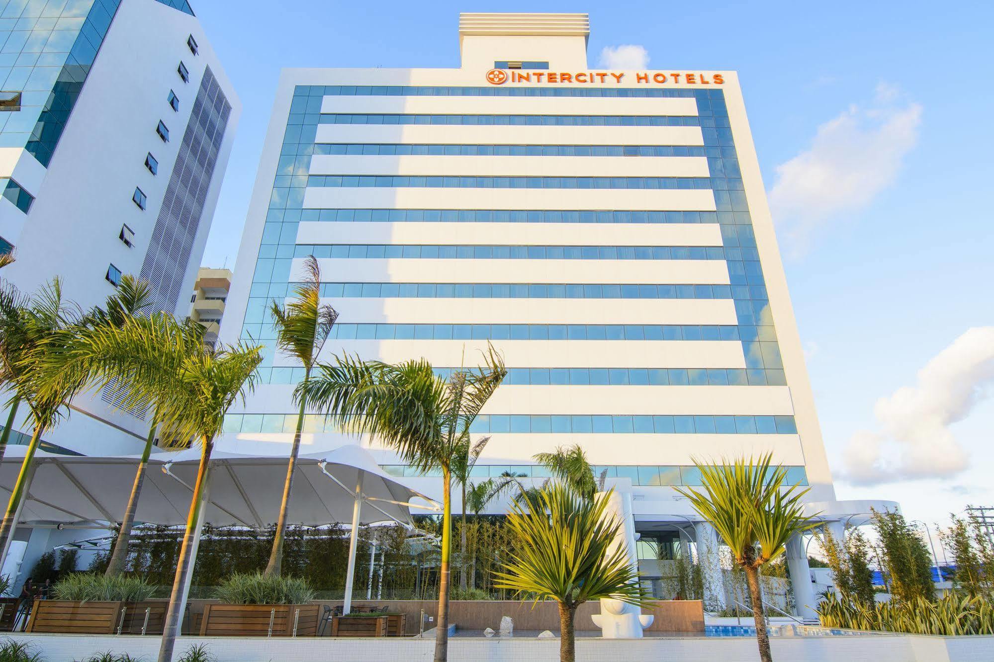 Intercity Salvador Aeroporto Лауро де Фрейтас Екстериор снимка